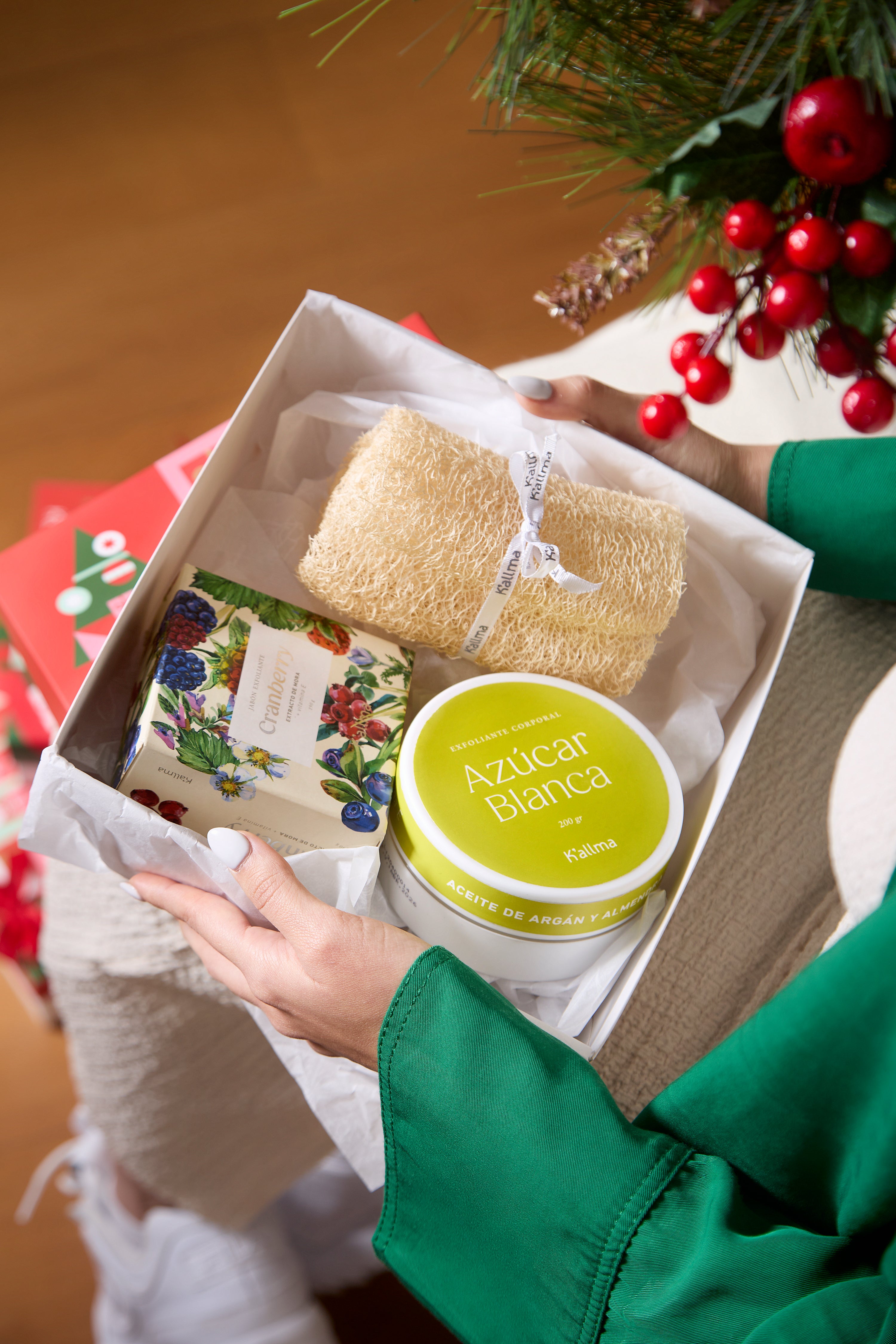 Pack Navidad Jabon Exfoliante Cranberry + Exfoliante Azucar Blanca + Lufa